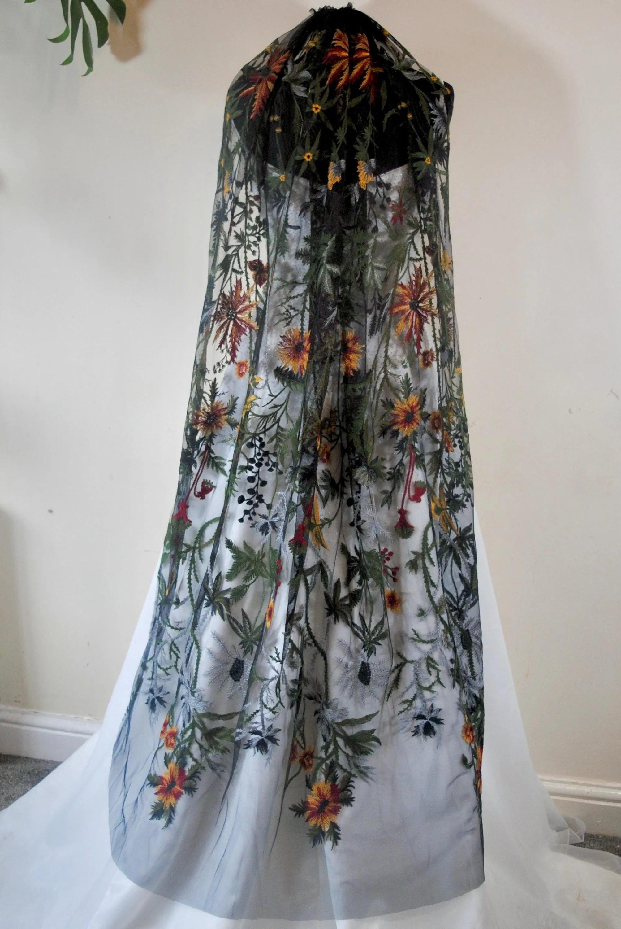 Black Floral Wedding Veil, Wildflower veil