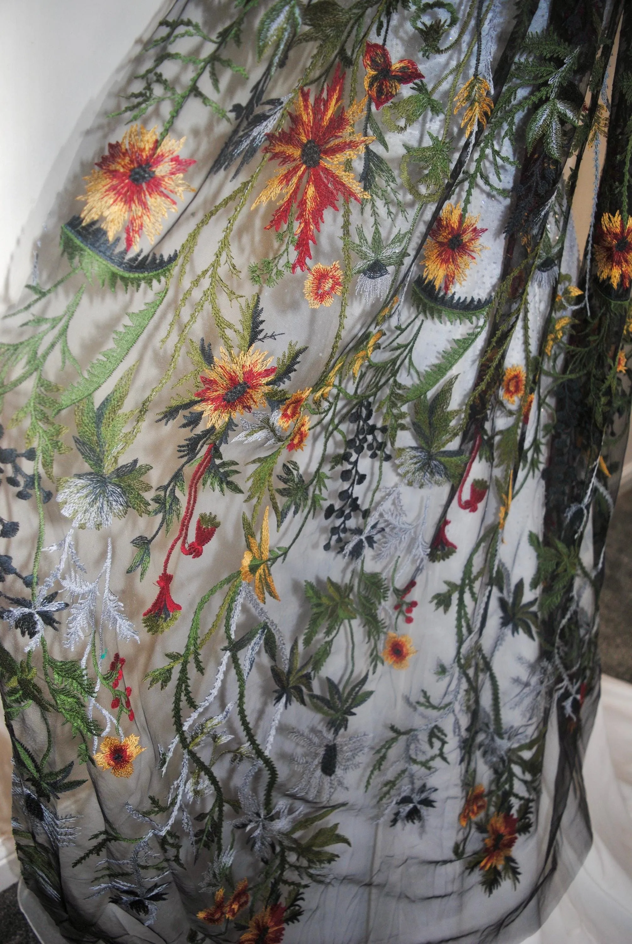 Black Floral Wedding Veil, Wildflower veil