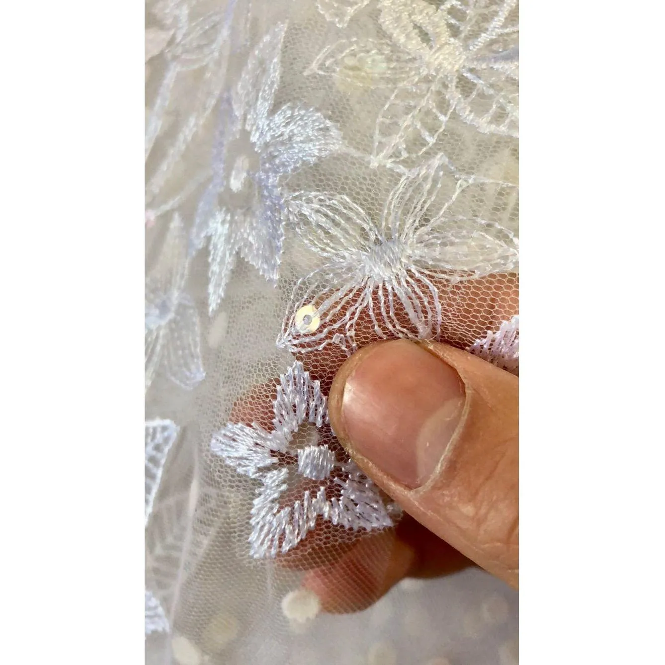Bridal Veil With Sequins Lace Edge White Cathedral Length Veil With Comb