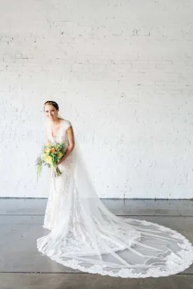 Calais Alencon French Lace Veil in Ivory