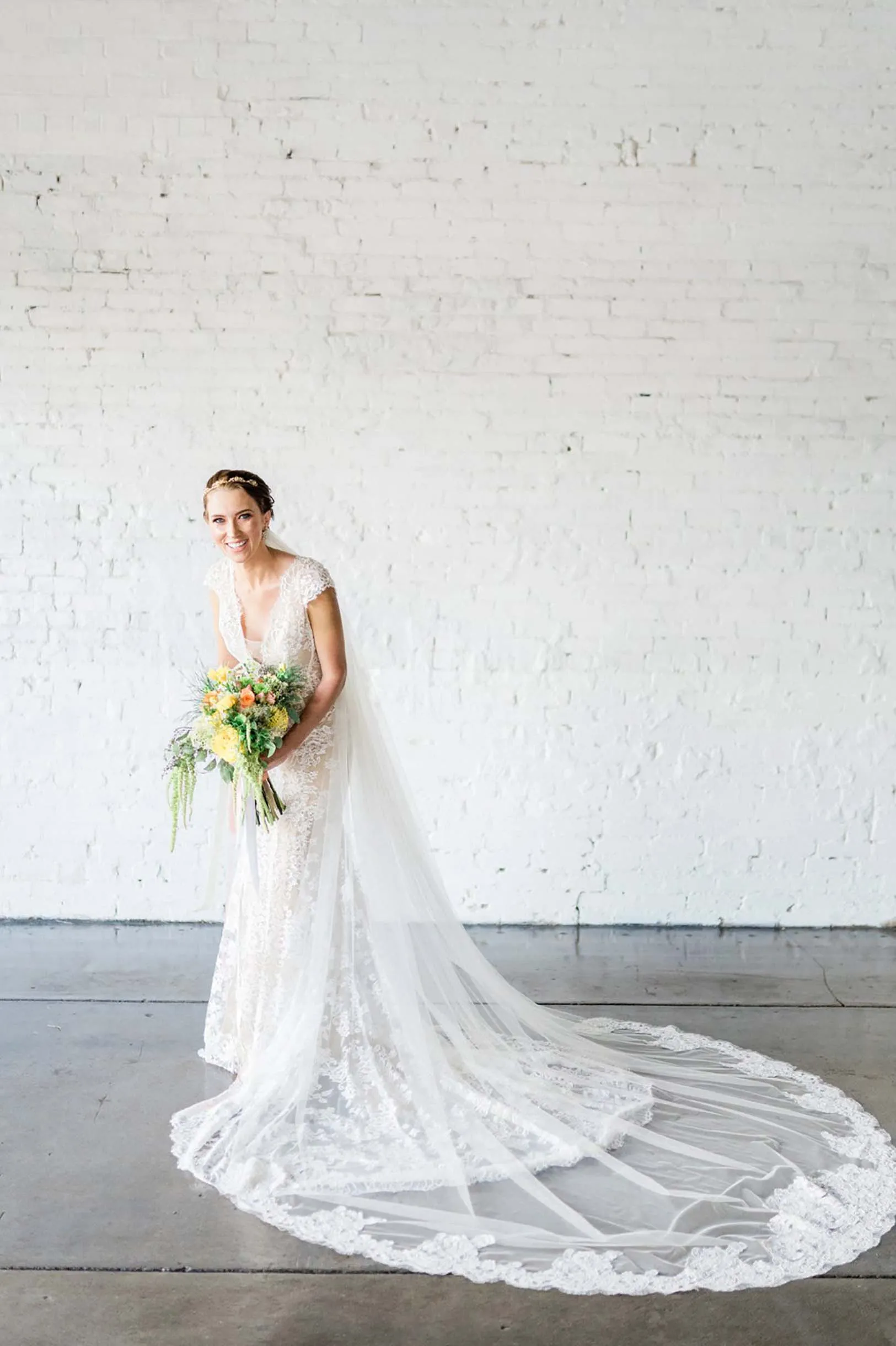 Calais Alencon French Lace Veil in Ivory