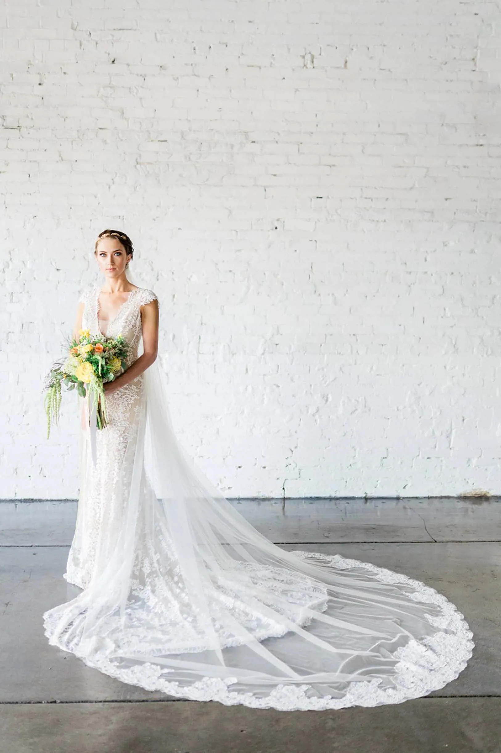 Calais Alencon French Lace Veil in Ivory