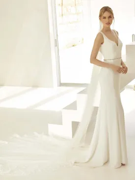 Cathedral Length Wedding Veil, Single Tier, Cut &  Lace Edge, Ivory Tulle S437