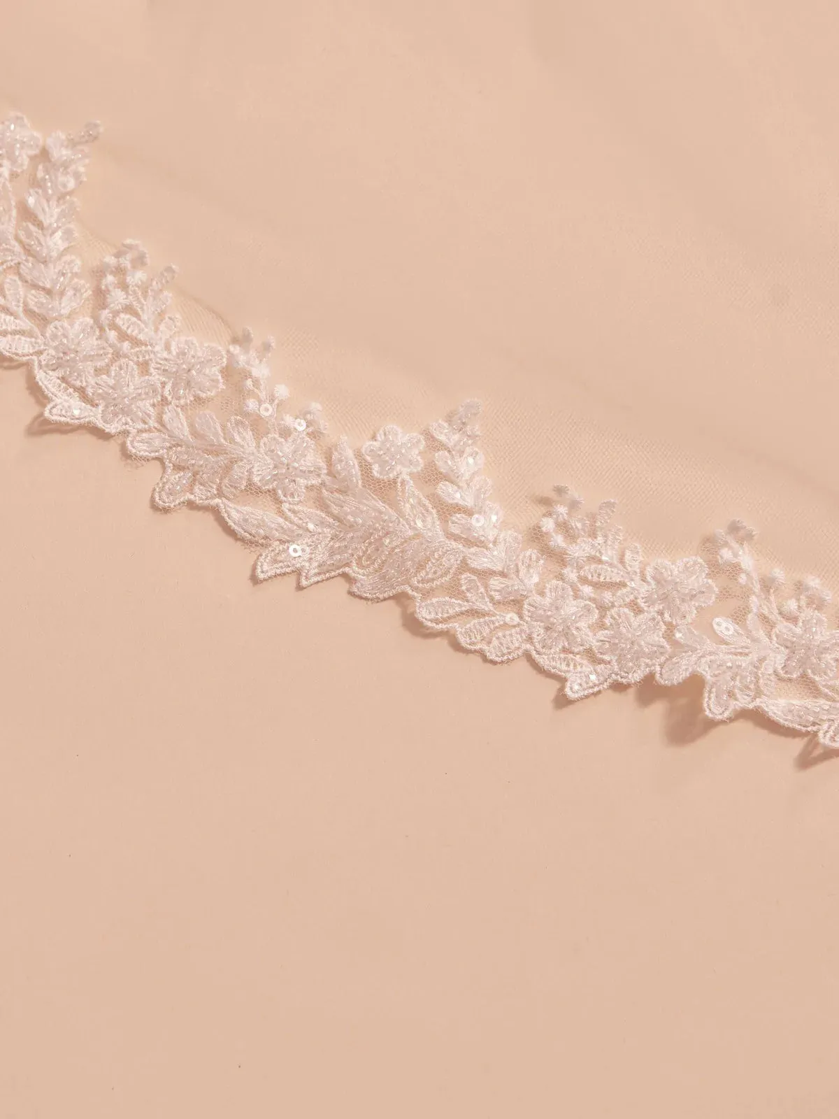 Fingertip Wedding Veil with Lace Edge, Ivory Tulle S409