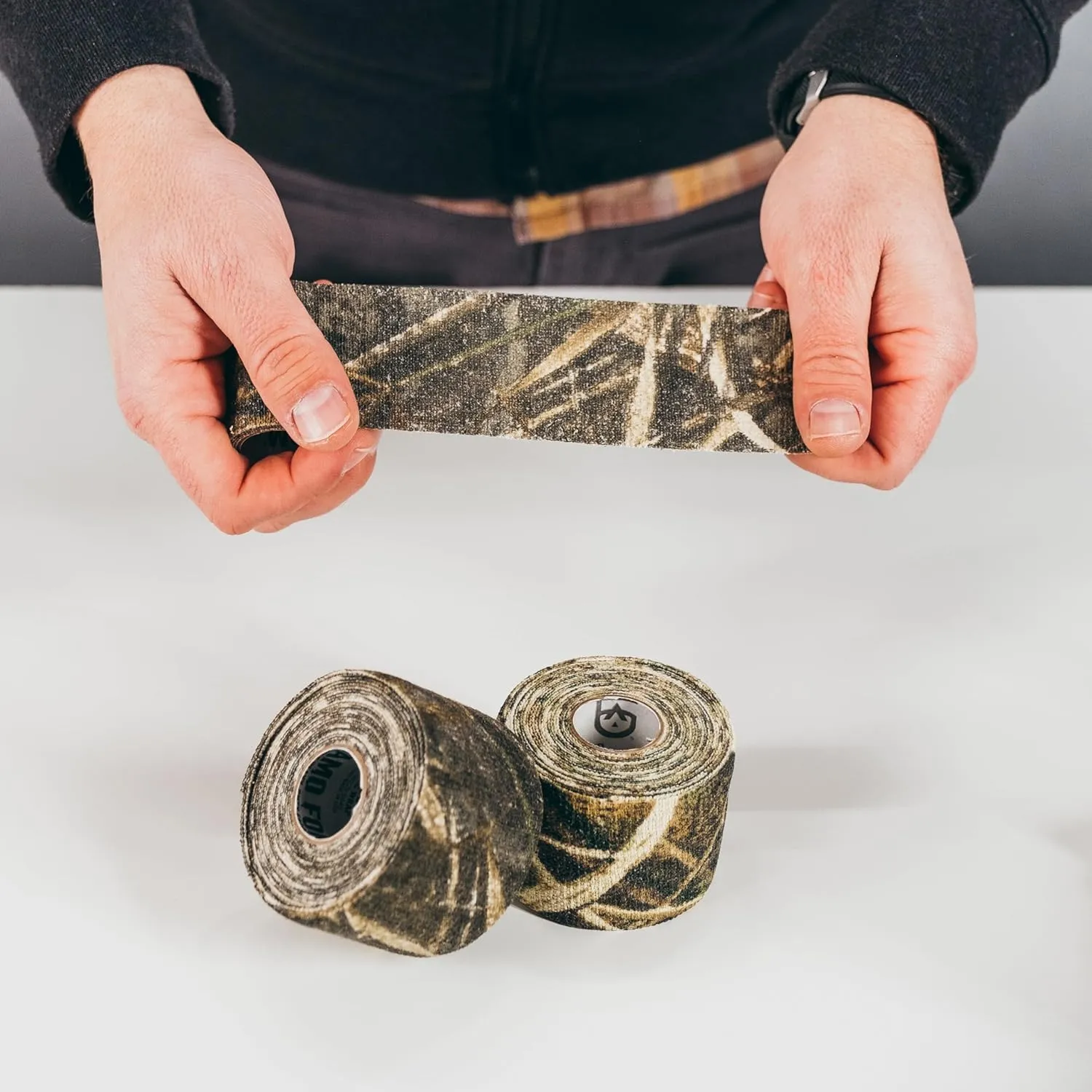 GEAR AID Camo Form Self-Cling and Reusable Camouflage Wrap, Snow, 2 x 144 Roll
