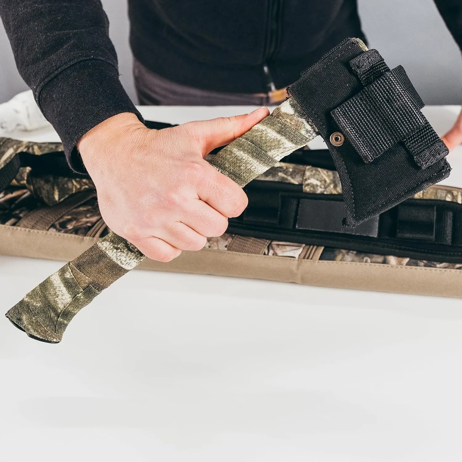GEAR AID Camo Form Self-Cling and Reusable Camouflage Wrap, Snow, 2 x 144 Roll