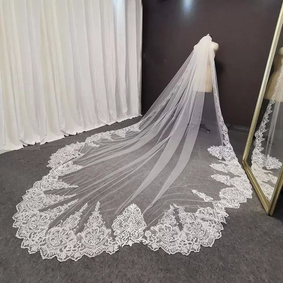 Long Lace Bridal Veil Wedding Veil with Comb