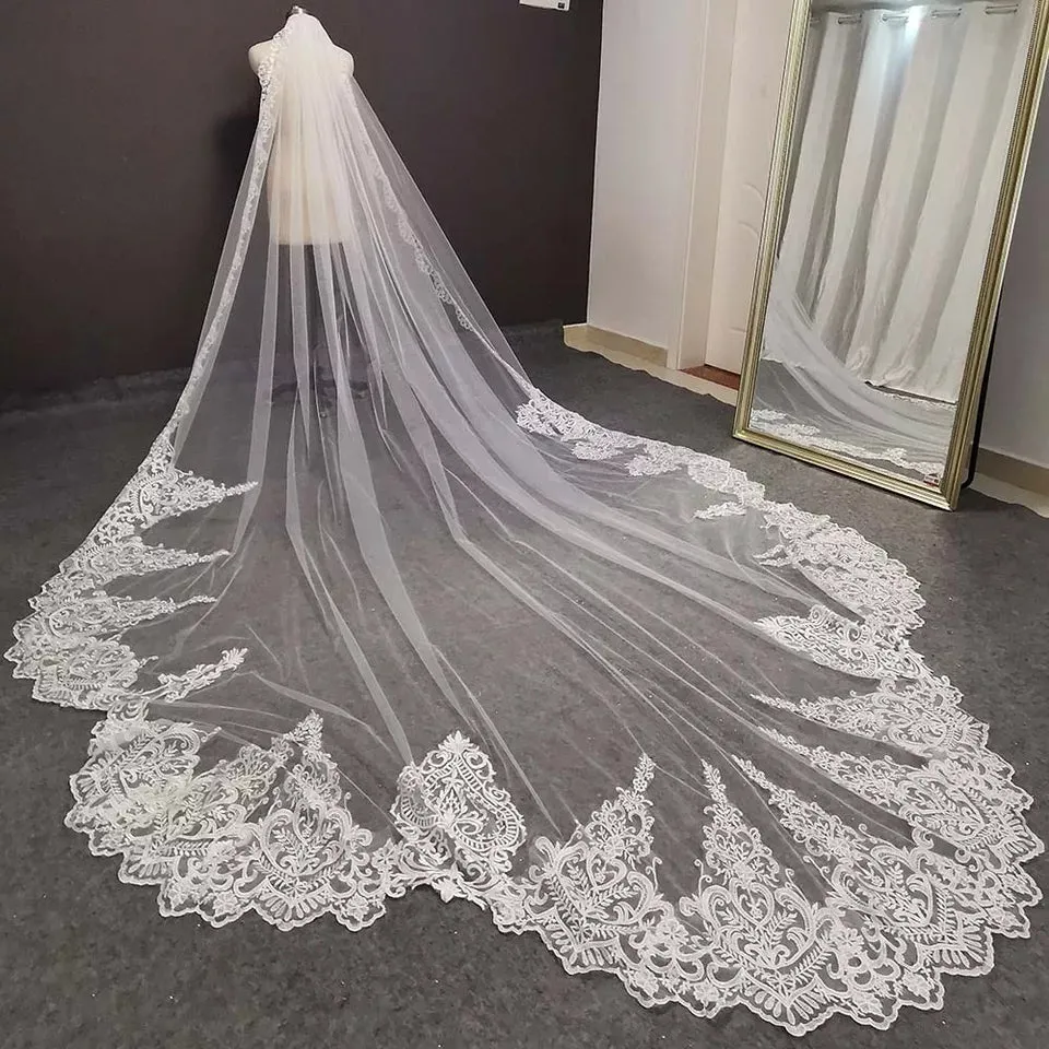 Long Lace Bridal Veil Wedding Veil with Comb