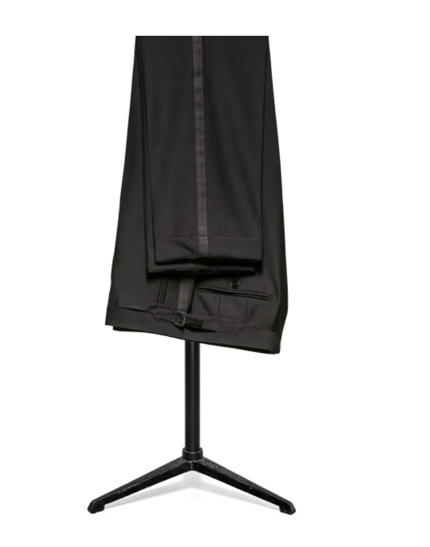 Off White Wide-Shawl Lapel Tuxedo