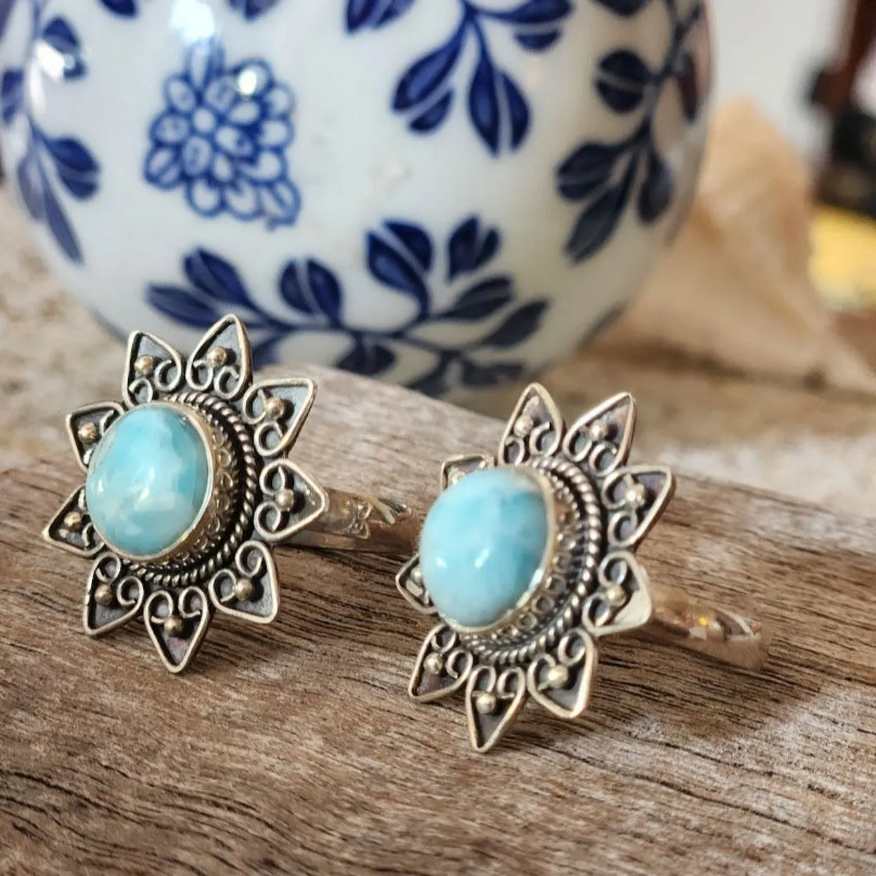 SUNFLOWERS - LARIMAR STONE FLOWER 925 RING